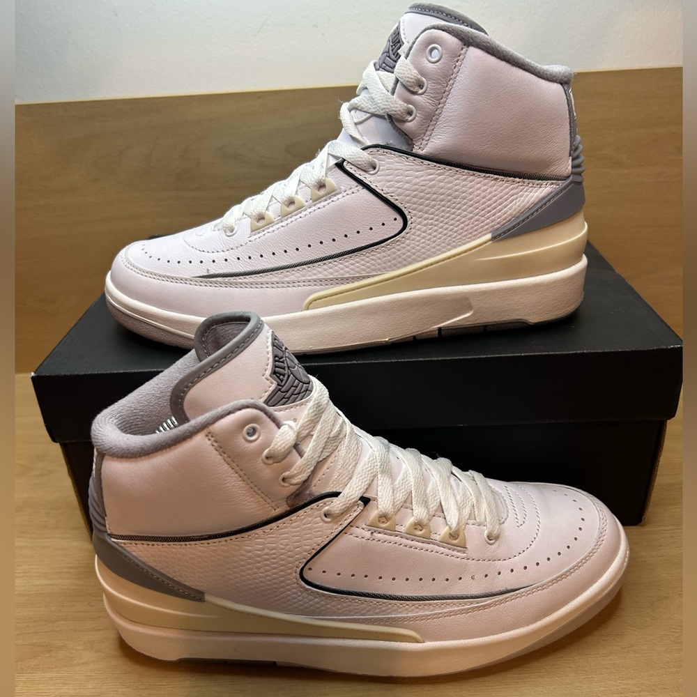 Air Jordan 2 Retro Nike White Grey Kids Youth Sneakers Shoes Size 7Y